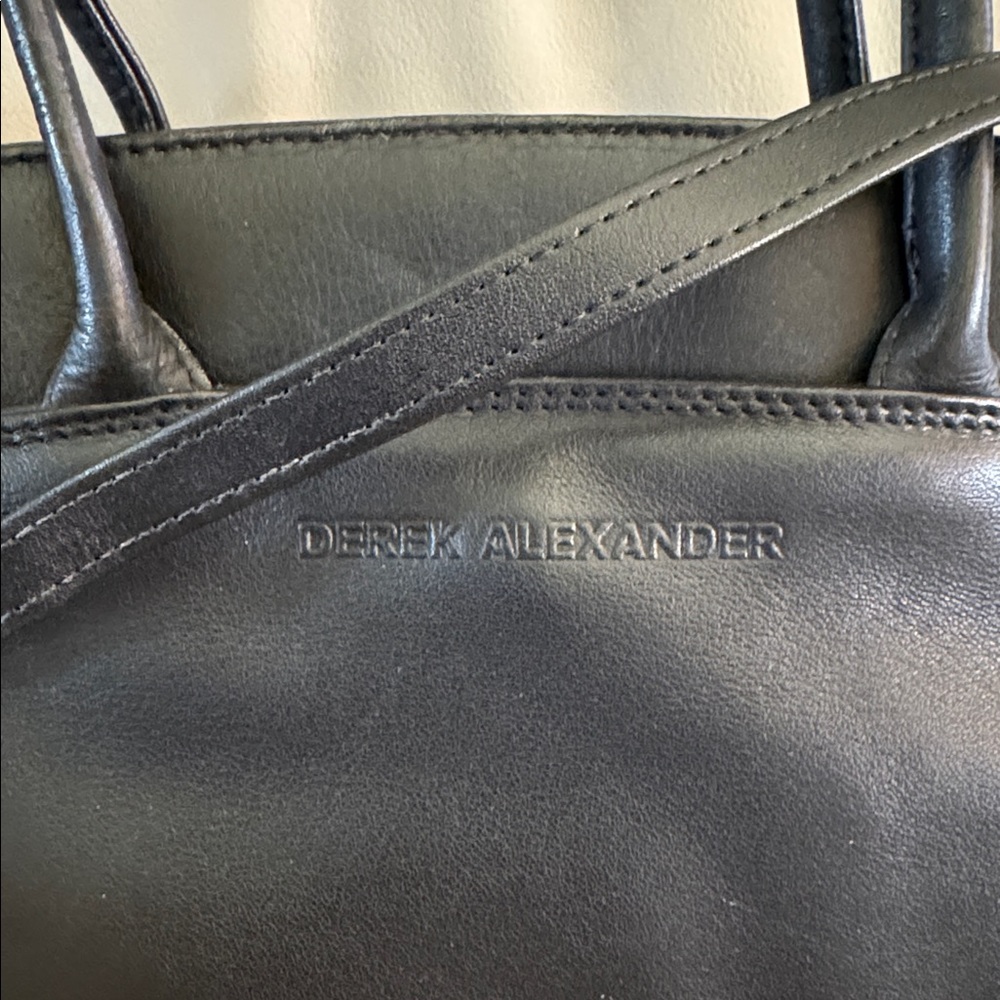 Derek Alexander Black Leather Crossbody Handbag - Picture 2 of 8